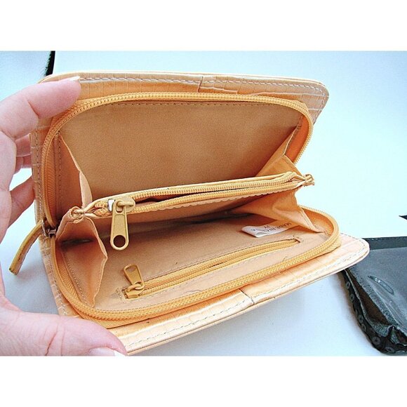 Lot of 3 Womens Multicolor Leather Card Holders Coin Purses Wallets Size Small - Picture 5 of 7